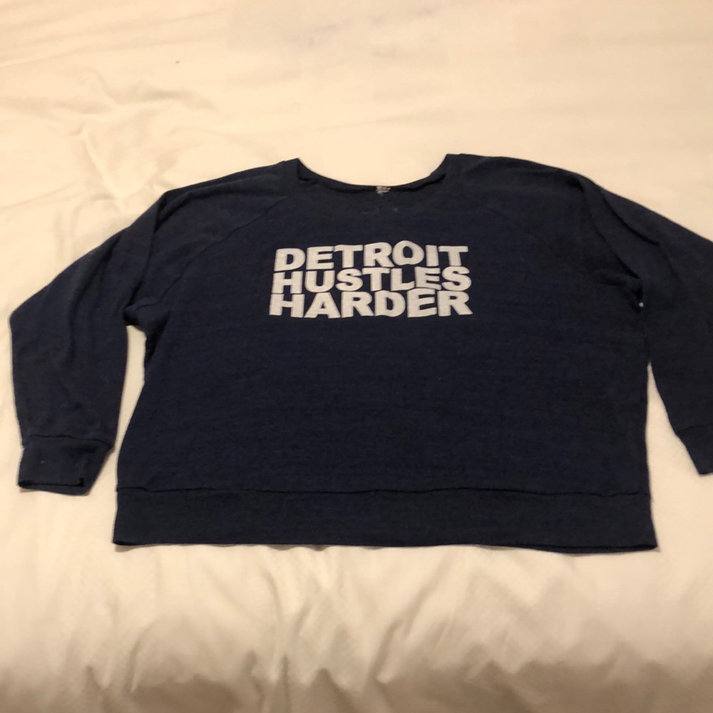 Detroit Hustles Harder Navy Sweatshirt Sz L